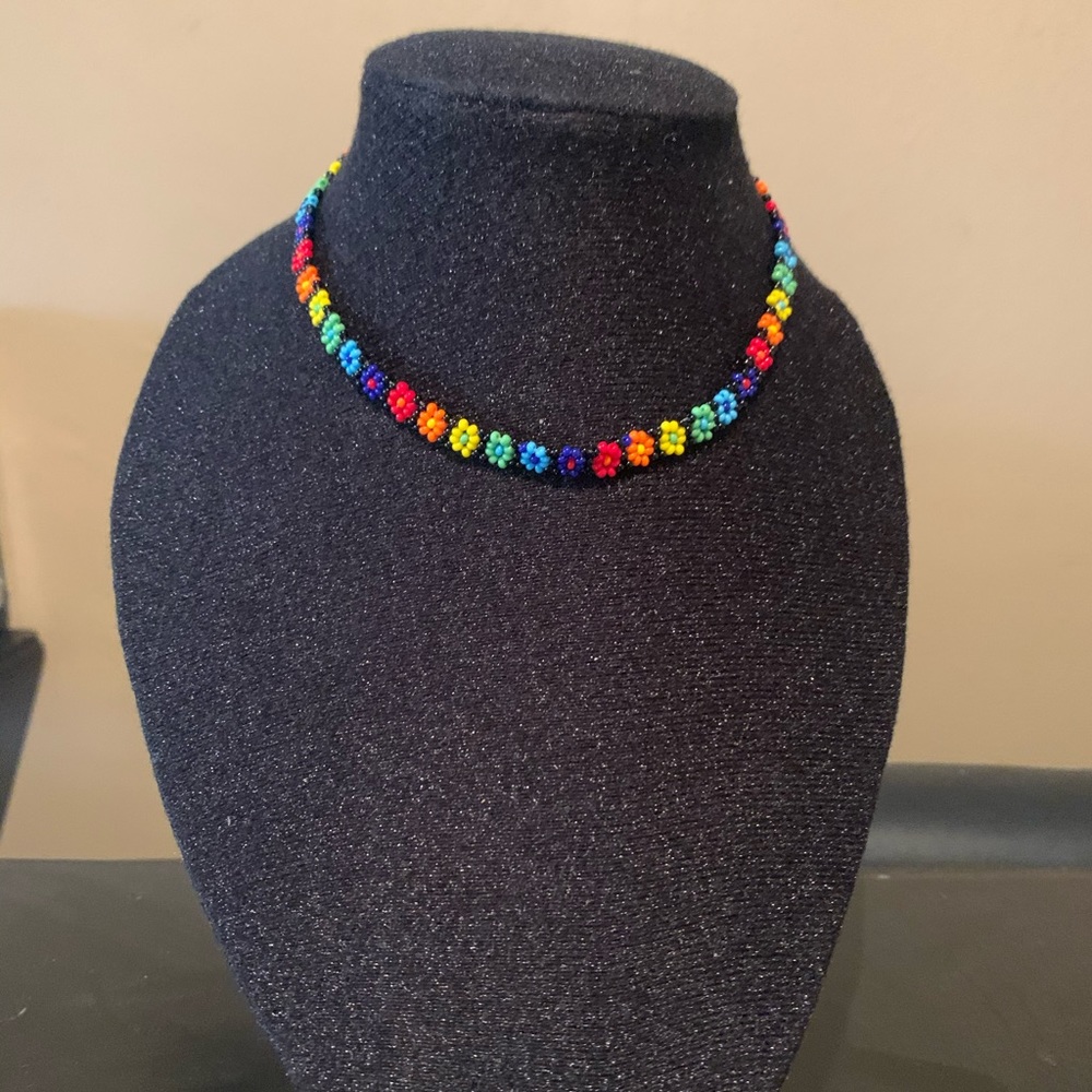 choker necklace